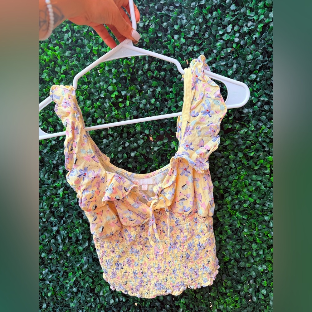 GB Women’s Yellow Floral Ruffle Blouse